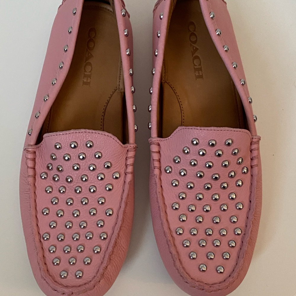 NWOT Coach Studded Leather Driving Loafers in Size 8.5B